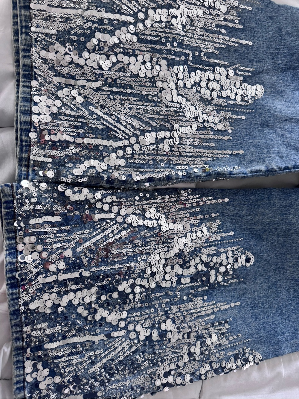 Boston Proper Women’s Sequined Jeans size 8 - New without tags - Picture 4 of 4